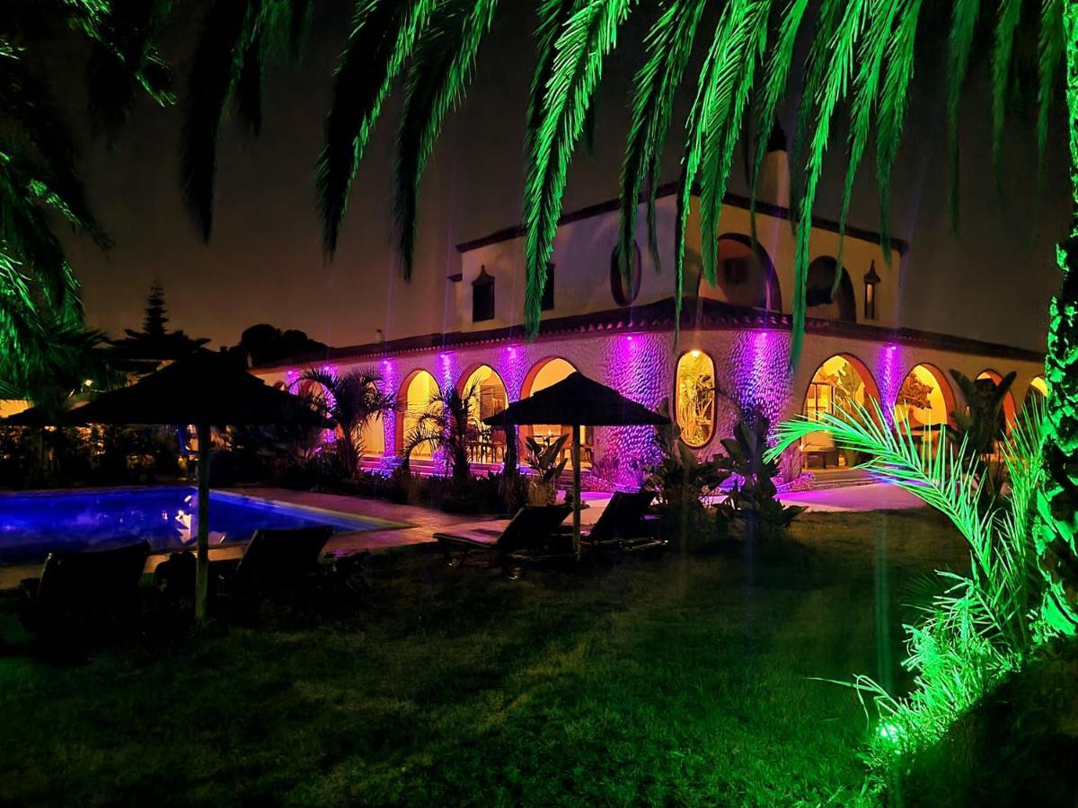Villa Paraiso - Naturism Optional Adults Only 珀彻斯 外观 照片