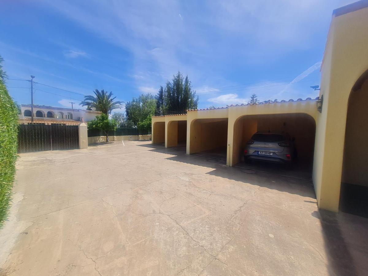 Villa Paraiso - Naturism Optional Adults Only 珀彻斯 外观 照片